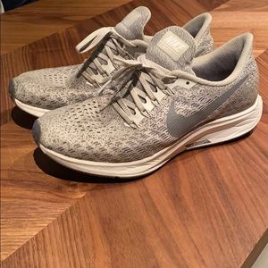 Women’s Nike Zoom Pegasus 35